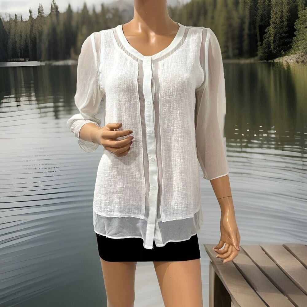 Miilla Blouse White size small 3/4 sleeves
